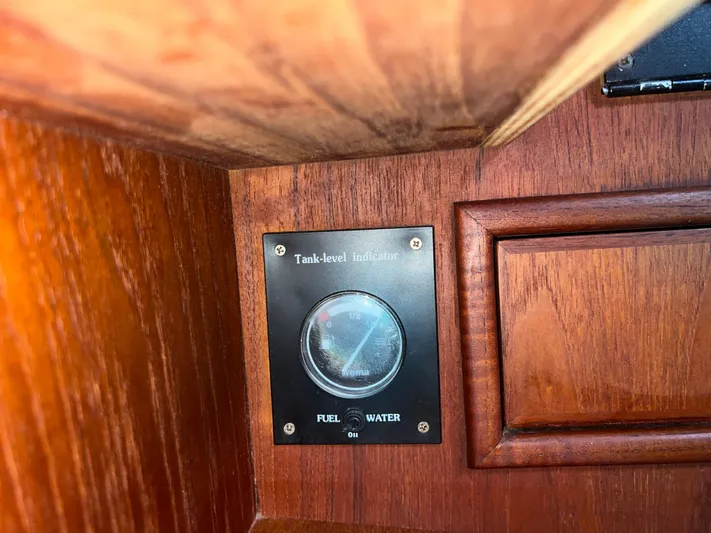 Ananda Yacht Photos Pics 