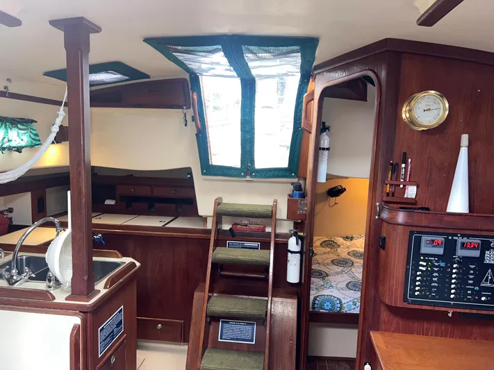 Ananda Yacht Photos Pics 