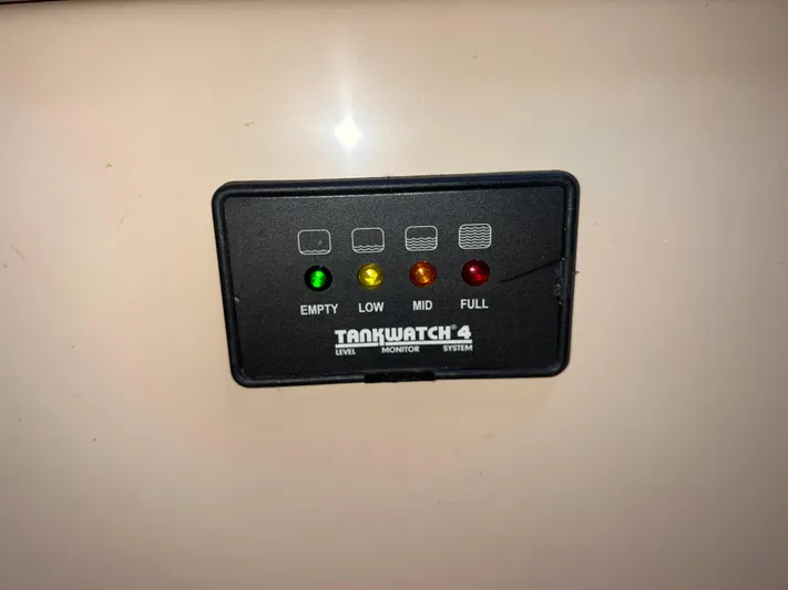 Ananda Yacht Photos Pics 