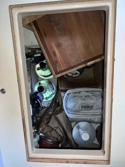 Ananda Yacht Photos Pics 