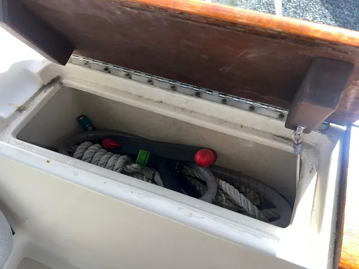 Ananda Yacht Photos Pics 