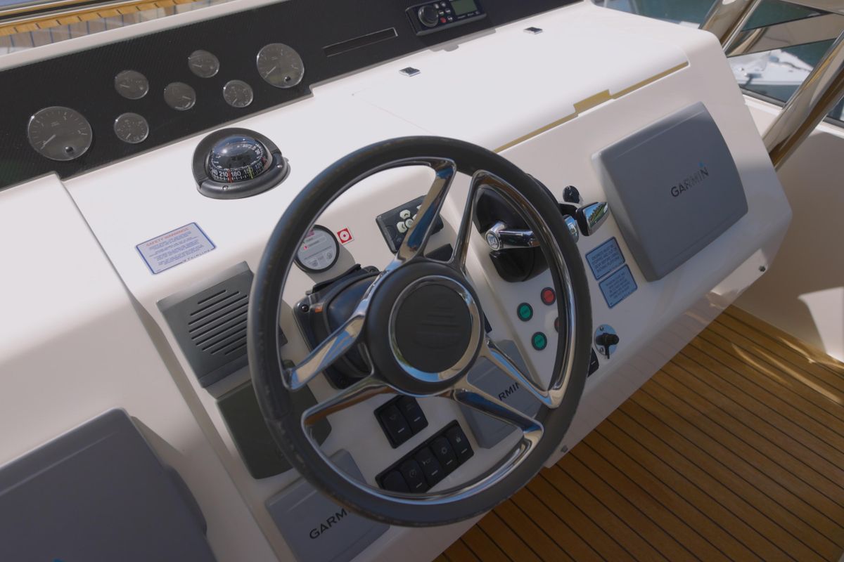 2014 Fairline 78 