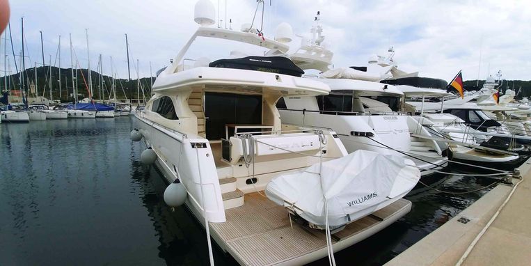 2005-74-5-ferretti-yachts-731
