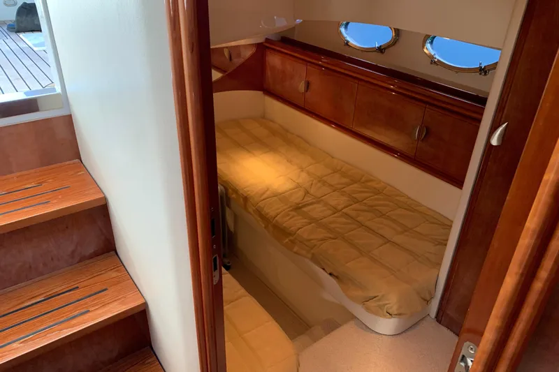 Satisfaction Yacht Photos Pics 