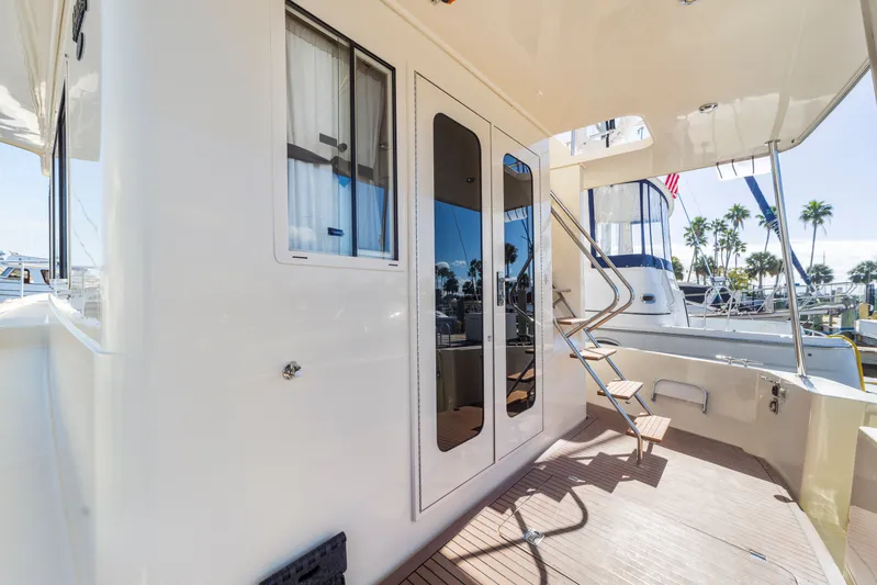 Slow Ride Yacht Photos Pics 