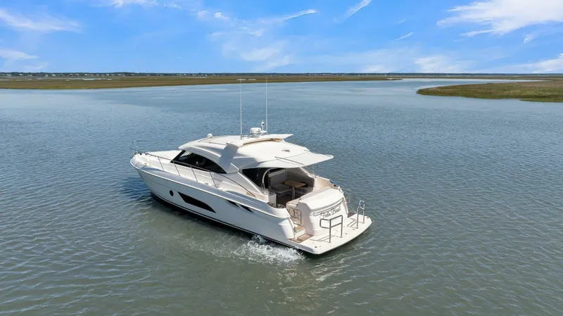  Yacht Photos Pics 2020 Riviera 4800 Sy - Image 6