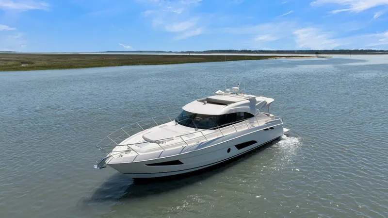  Yacht Photos Pics 2020 Riviera 4800 Sy - Image 8