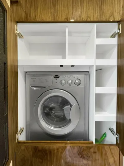  Yacht Photos Pics 2020 Riviera 4800 Sy - Image 33