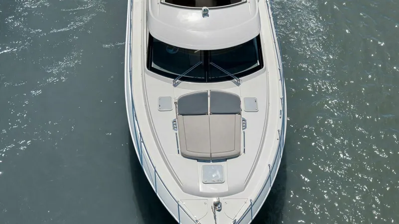  Yacht Photos Pics 2020 Riviera 4800 Sy - Image 15