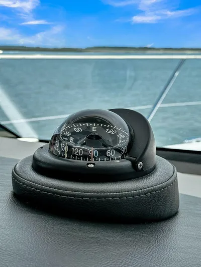  Yacht Photos Pics 2020 Riviera 4800 Sy - Image 41