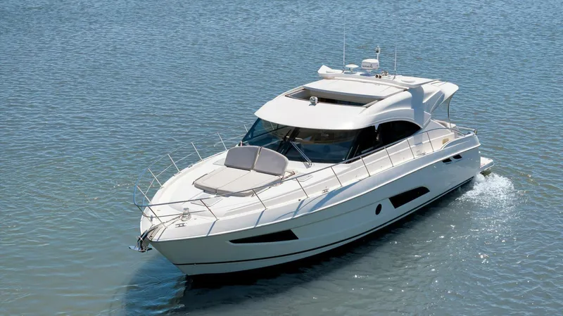  Yacht Photos Pics 2020 Riviera 4800 Sy - Image 24