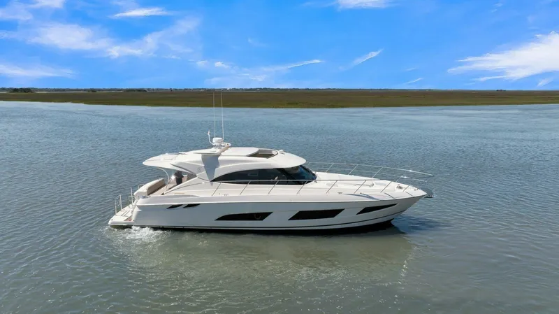  Yacht Photos Pics 2020 Riviera 4800 Sy - Image 3