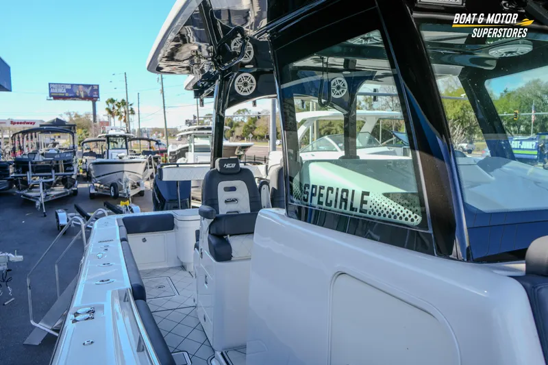  Yacht Photos Pics 2023 HCB 39 Speciale boat at dealership, showcasing sleek design and modern features.