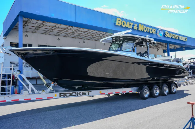  Yacht Photos Pics 2023 HCB 39 Speciale boat on trailer at Boat & Motor Superstores.