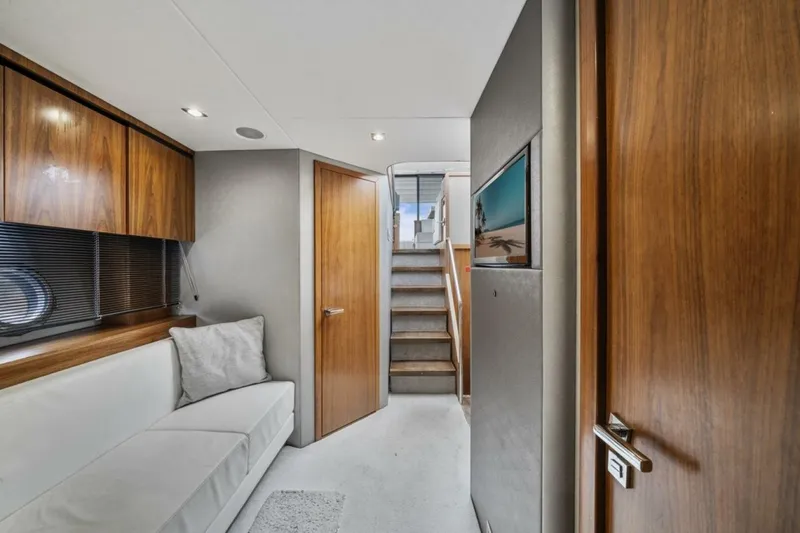  Yacht Photos Pics 2018 Sunseeker Predator 57 - Image 26