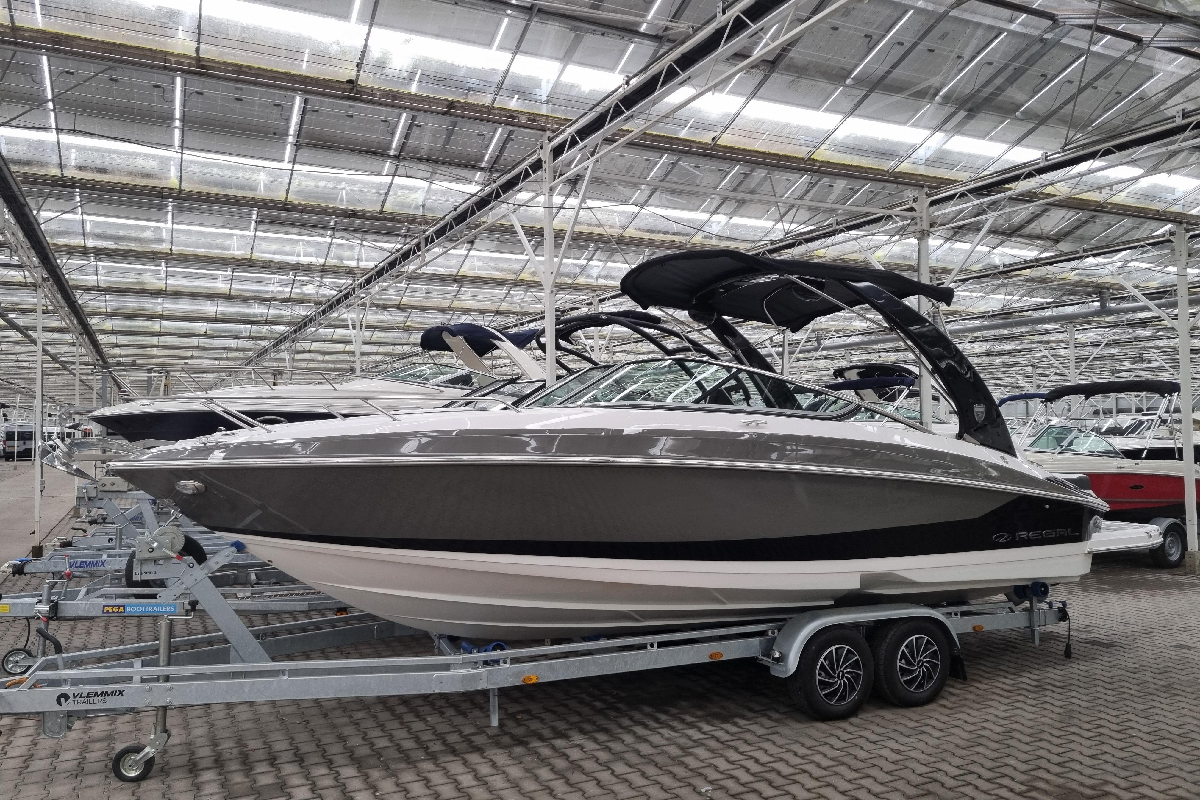 2019 Regal 2550 Cuddy
