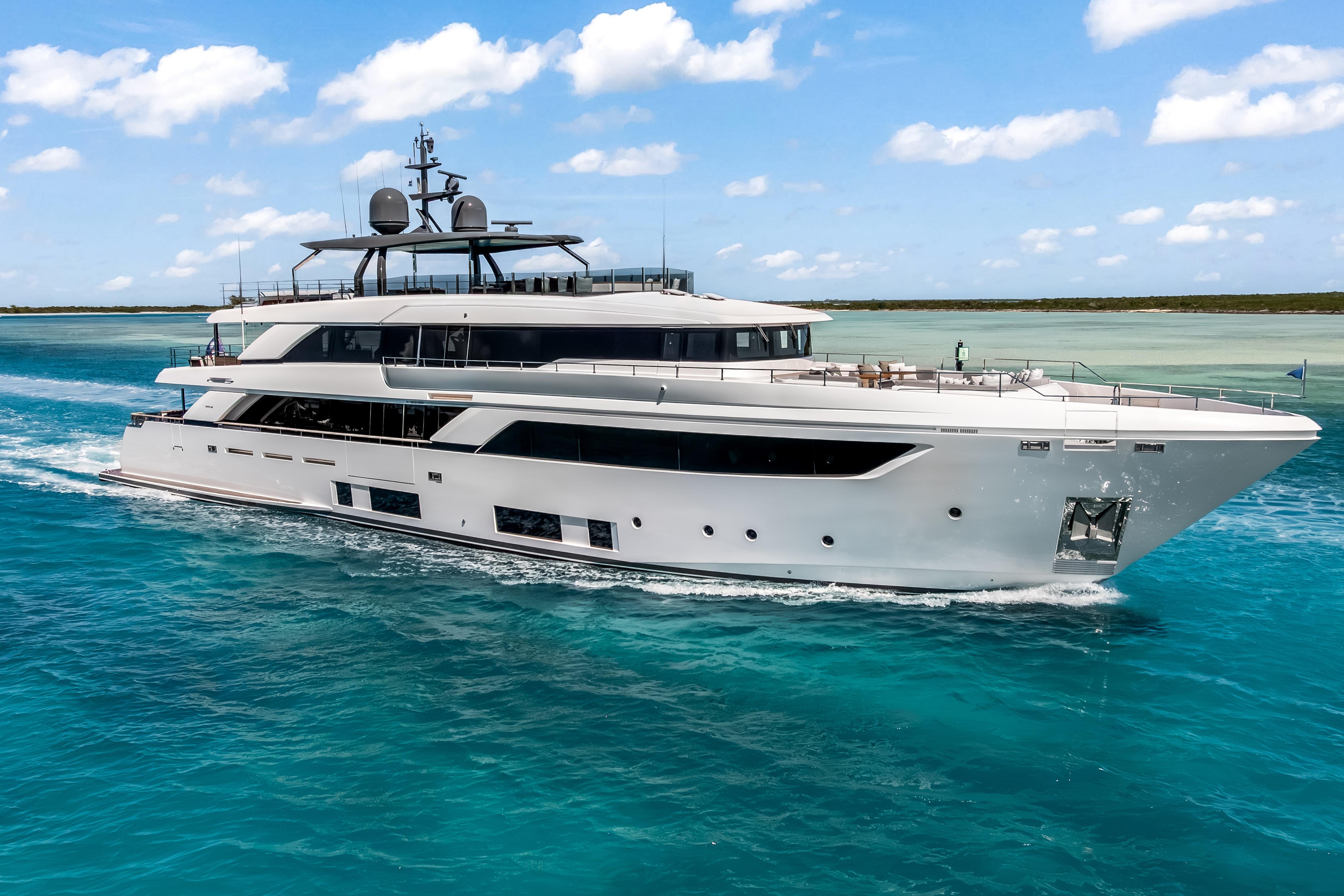 Custom Line NAVETTA 42