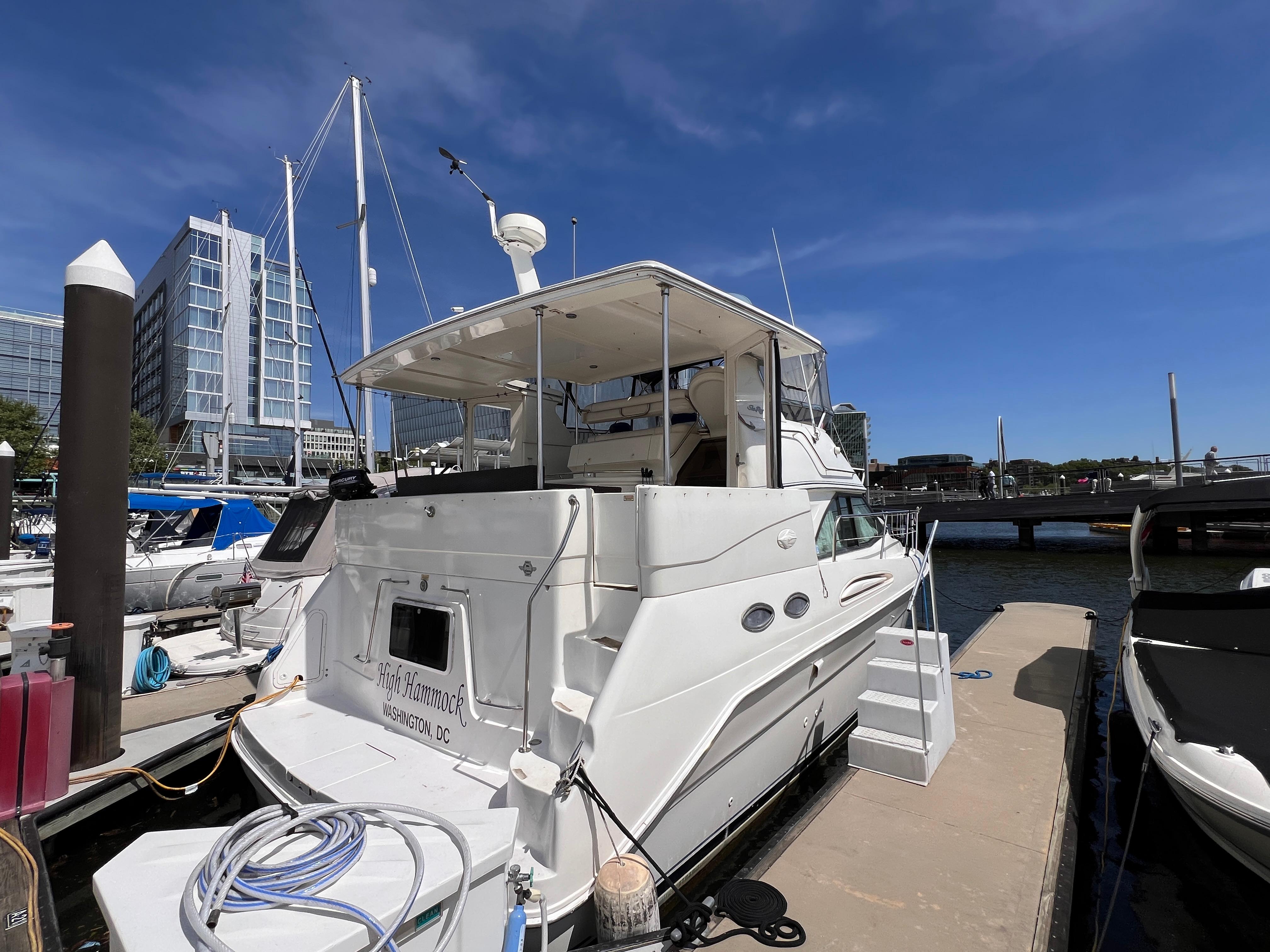 Used Sea Ray 370 Aft Cabin in District of Columbia - iNautia