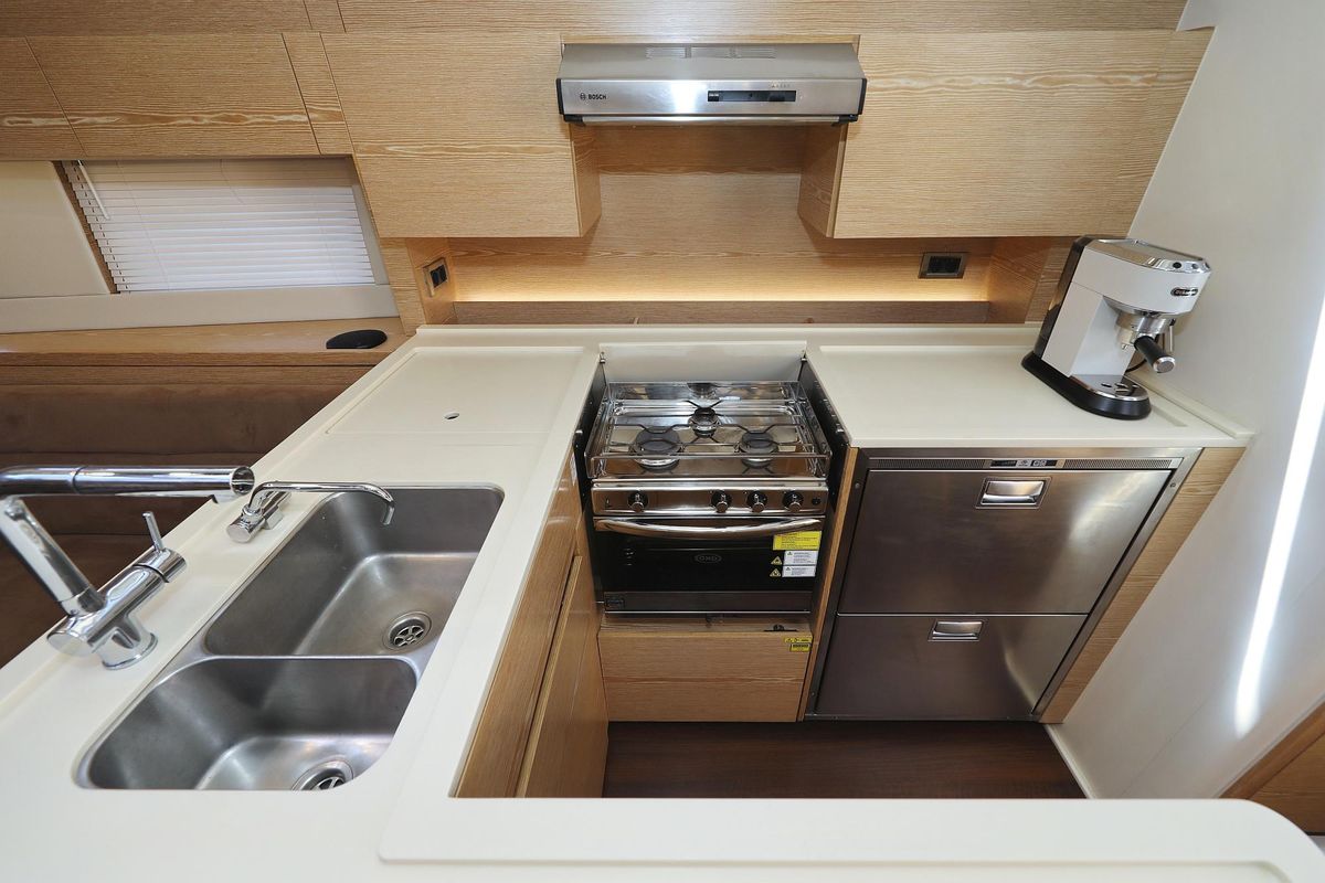 2017 Hanse 56 