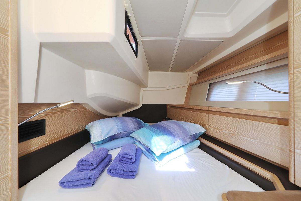 2017 Hanse 56 