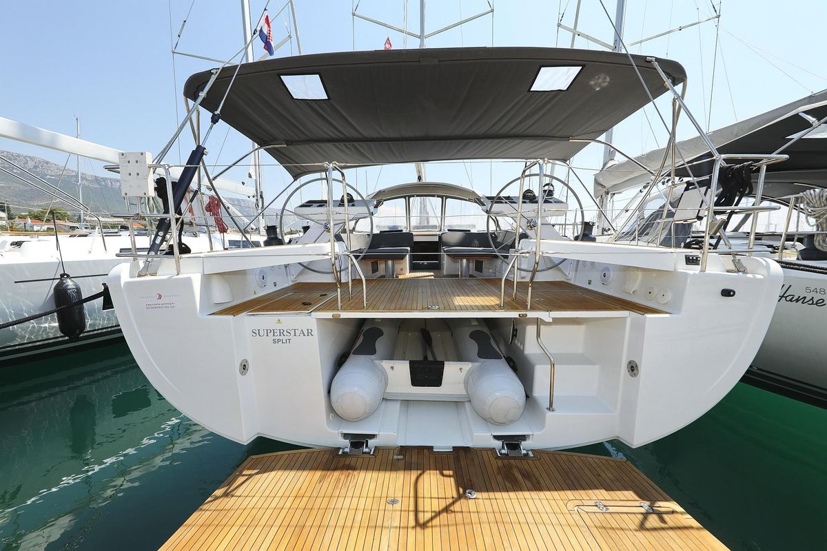 2017 Hanse 56 