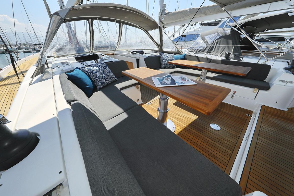 2017 Hanse 56 