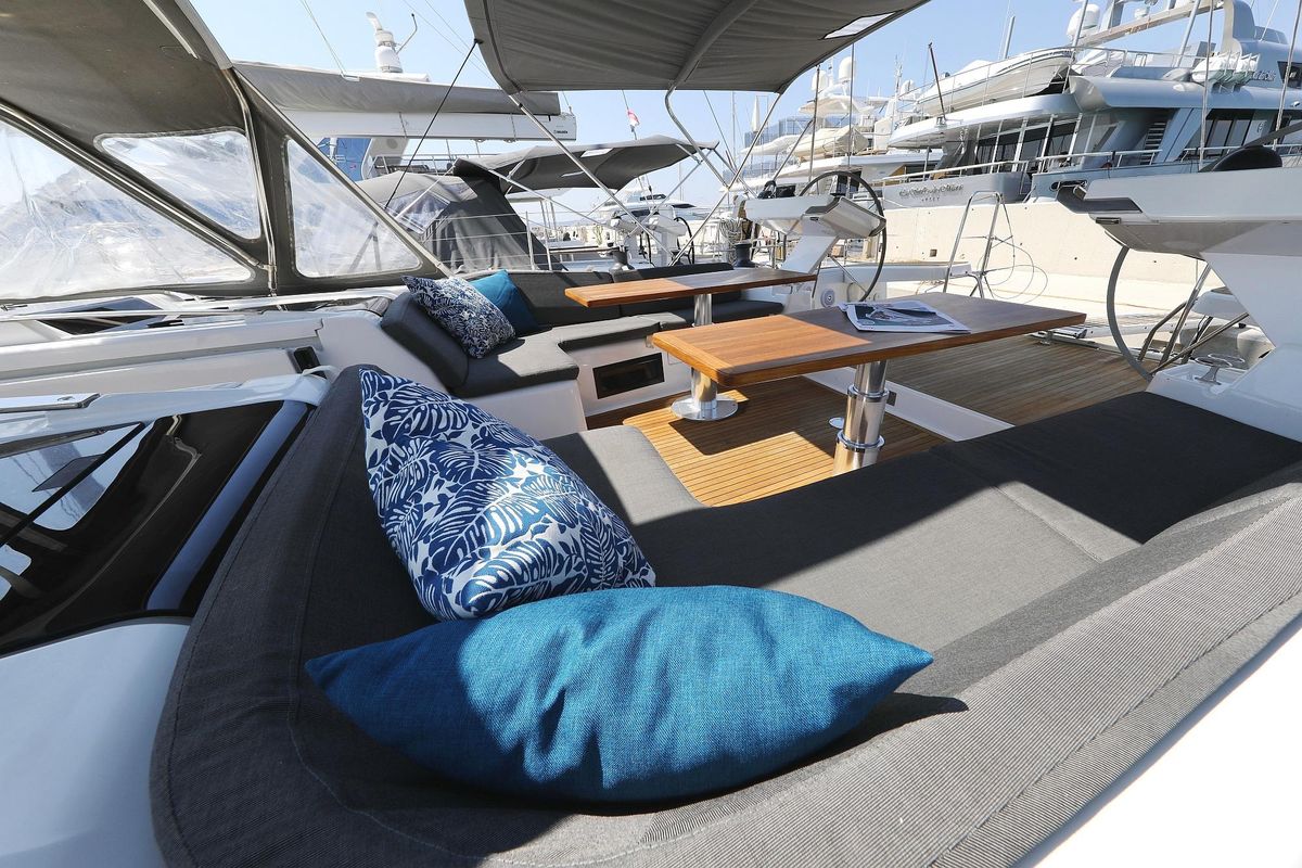 2017 Hanse 56 