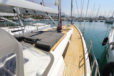 Yacht