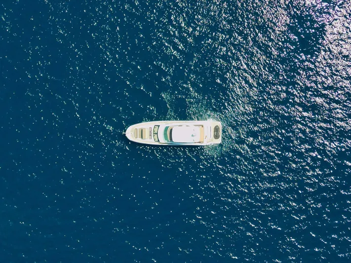 Endless Summer II Yacht Photos Pics 