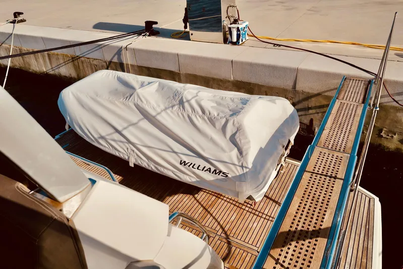 Endless Summer II Yacht Photos Pics 