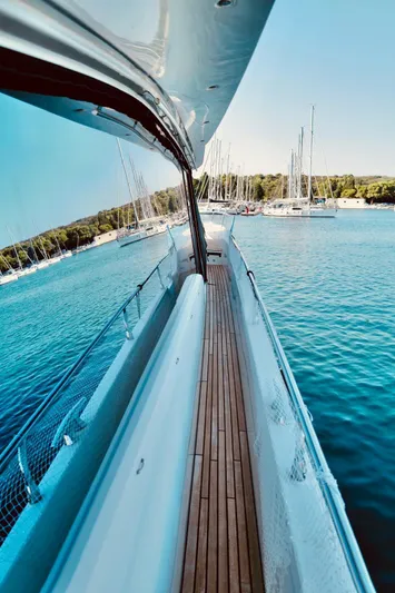 Endless Summer II Yacht Photos Pics 