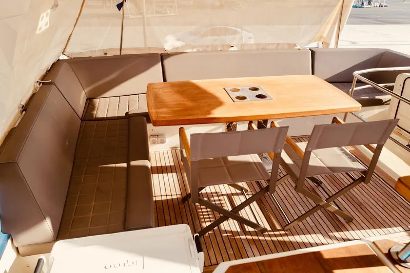 Endless Summer II Yacht Photos Pics 