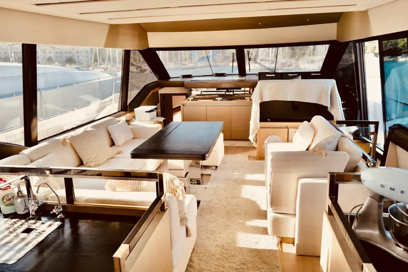 Endless Summer II Yacht Photos Pics 