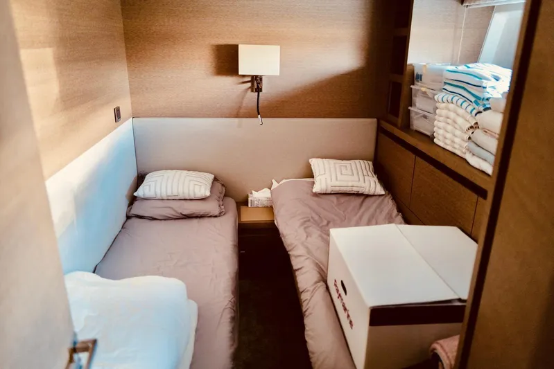 Endless Summer II Yacht Photos Pics 