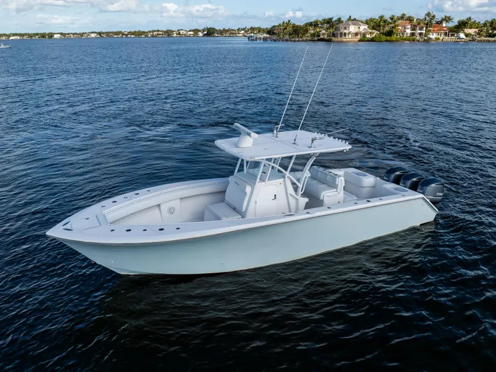 Bloodline Yacht Photos Pics 2018 SeaHunter 33' Center Console boat on calm water.
