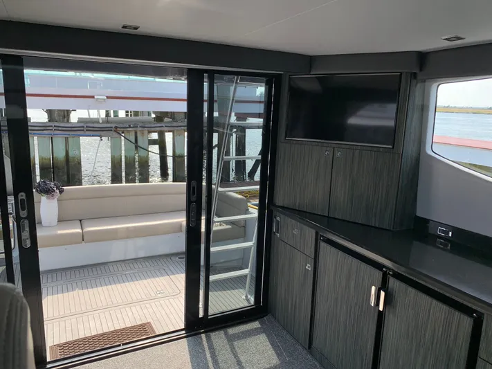  Yacht Photos Pics Interior of 2019 Silverton 4100 SC yacht with modern amenities.