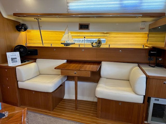 2021 Catalina 42 