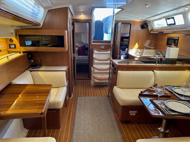 2021 Catalina 42 