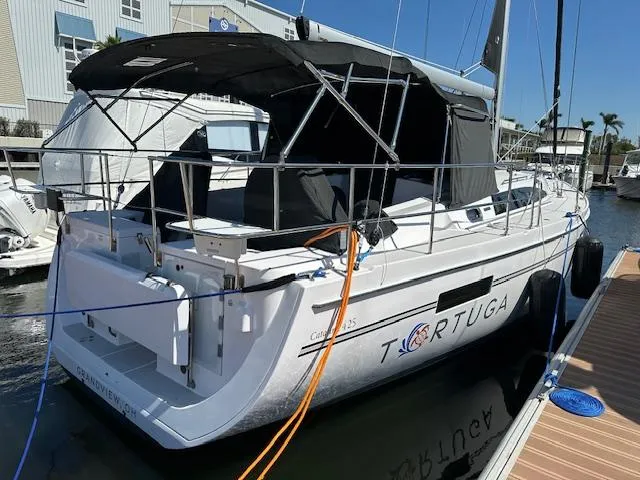 Tortuga Yacht Photos Pics 