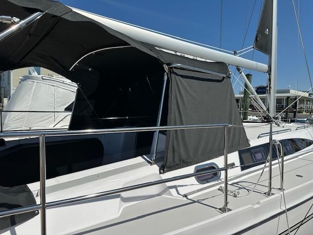 2021 Catalina 425