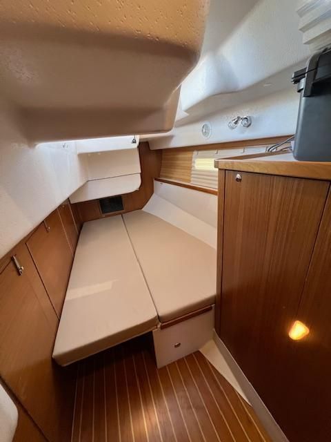 2021 Catalina 42 