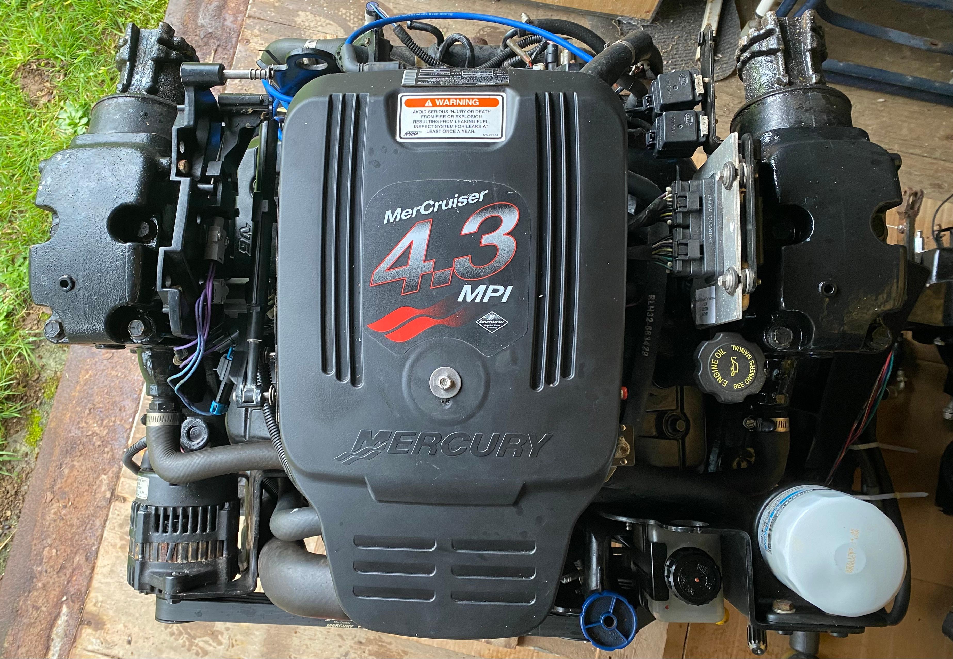 Used 2005 MerCruiser 4.3 MPI V6 Boats and Outboards