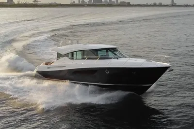 2017 Tiara Yachts C53 Coupe