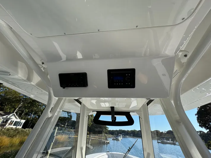  Yacht Photos Pics Overhead VHF and Polk stereo