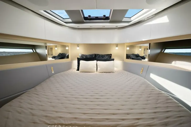  Yacht Photos Pics 2021 Uniesse Exuma Htc5 - Image 33