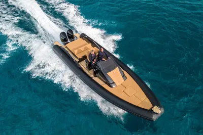 2025 SPX RIB 32 Sport