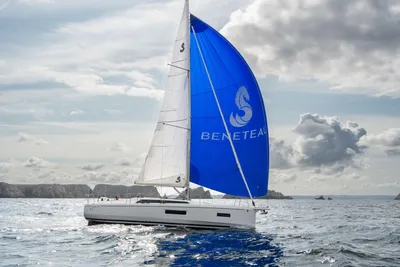 2025 Beneteau Oceanis 37.1