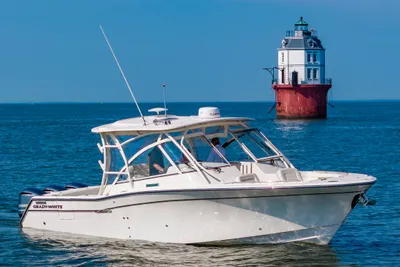 Grady-White 335 Freedom