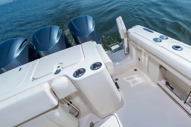 Va Bene Yacht Photos Pics 