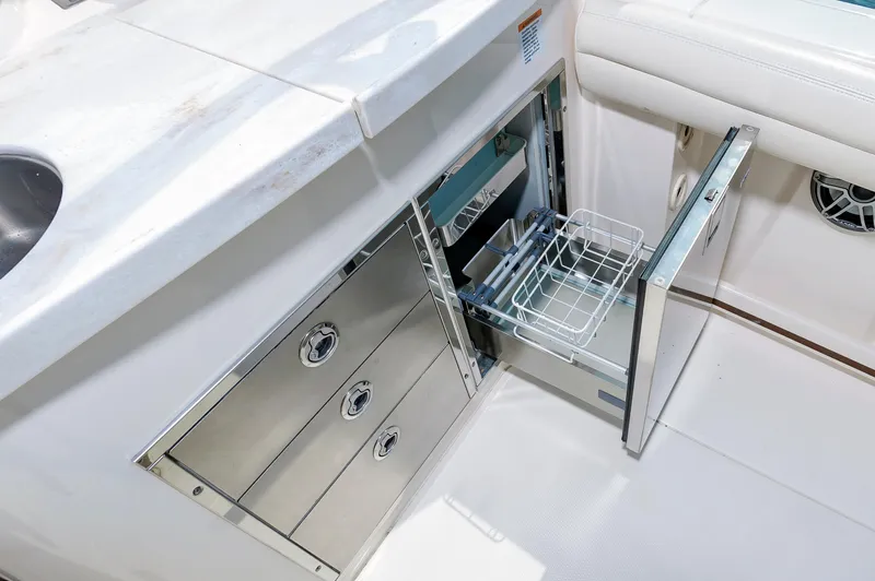 Va Bene Yacht Photos Pics 